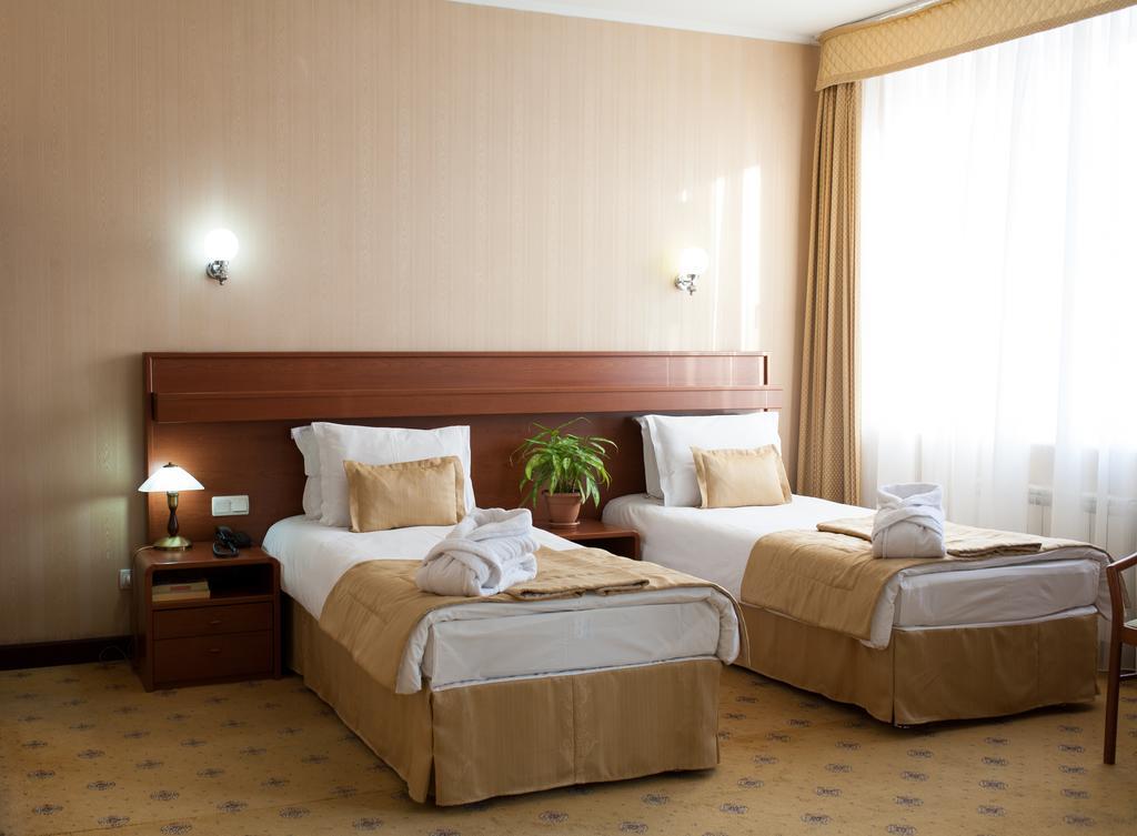 City Hotel Tien Shan Koktobe Dış mekan fotoğraf