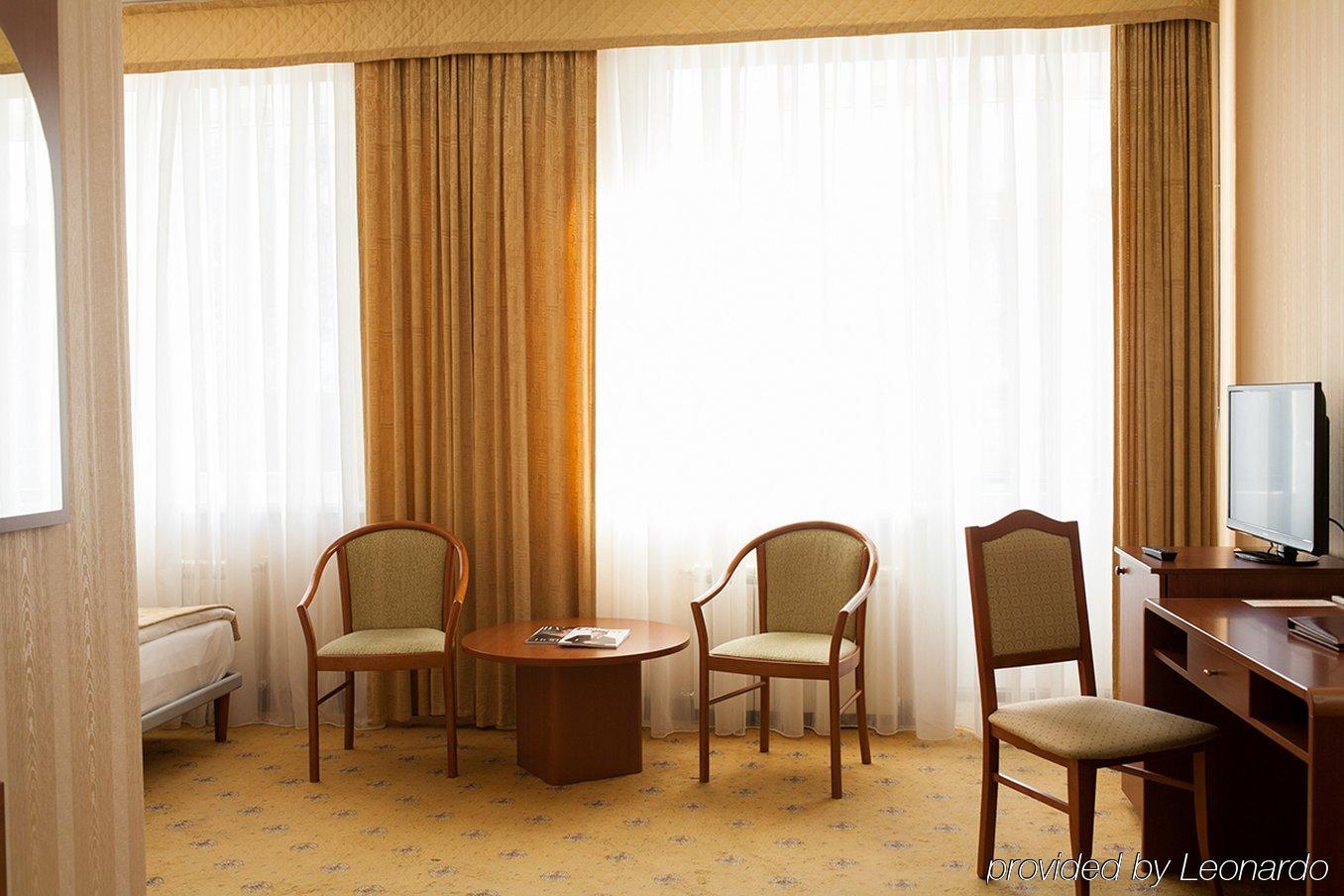 City Hotel Tien Shan Koktobe Dış mekan fotoğraf