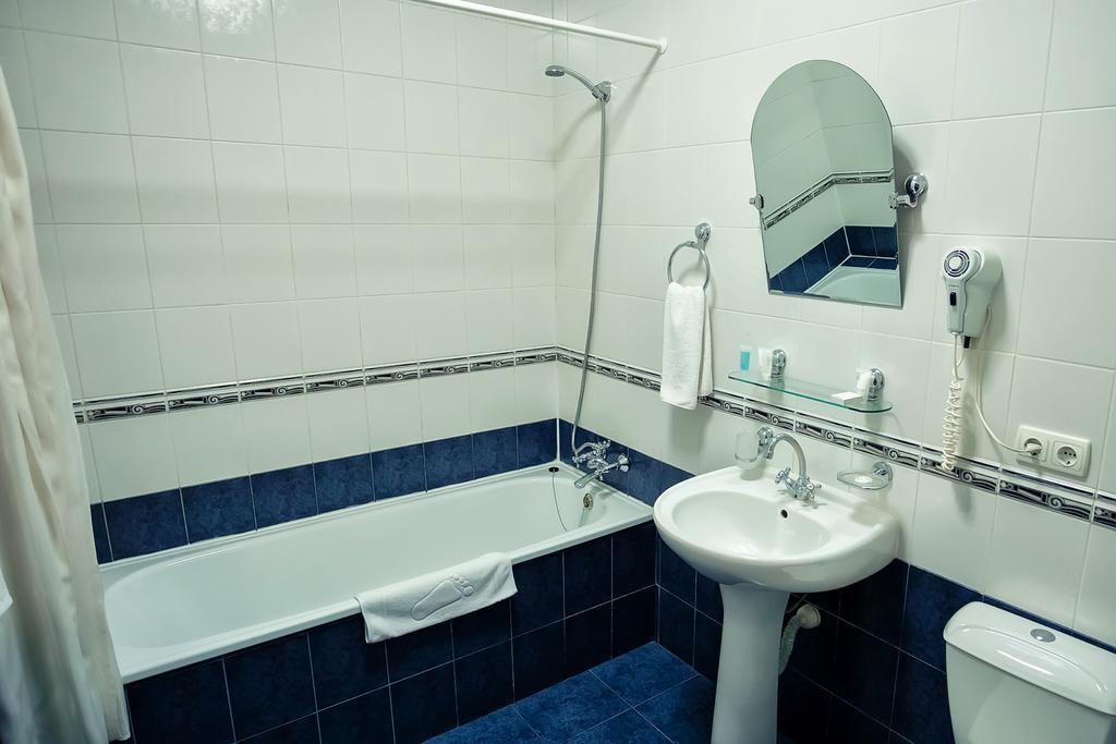 City Hotel Tien Shan Koktobe Dış mekan fotoğraf