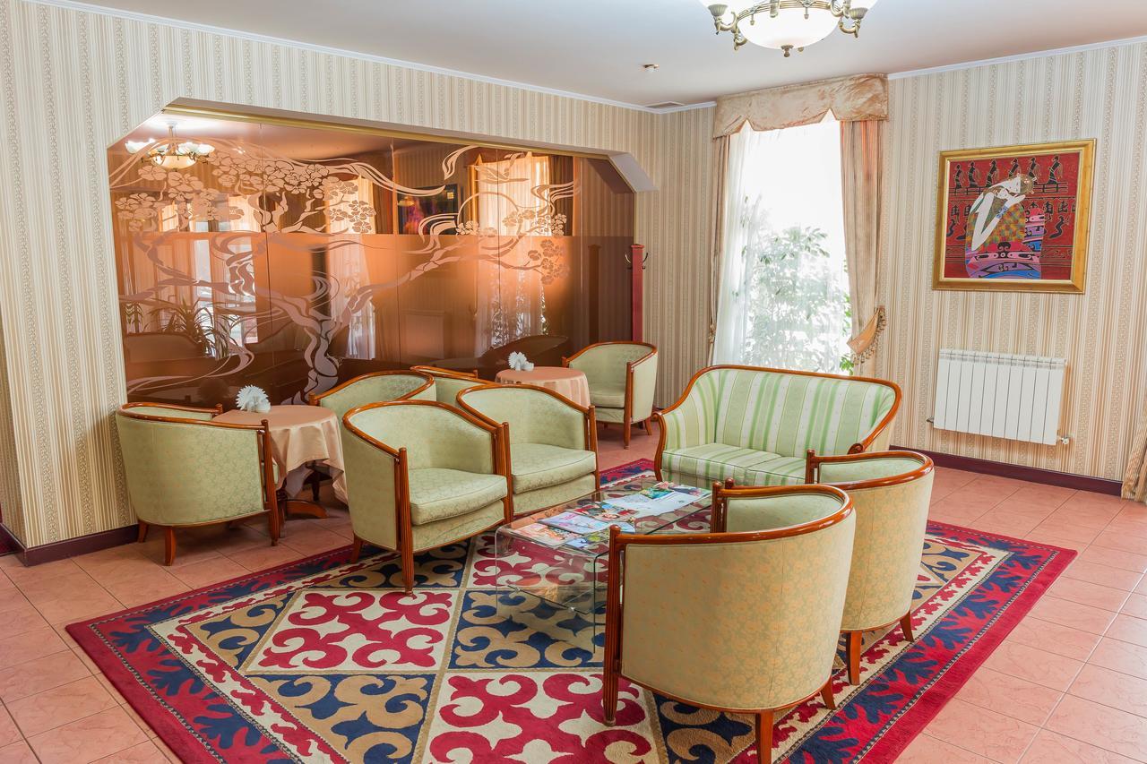 City Hotel Tien Shan Koktobe Dış mekan fotoğraf