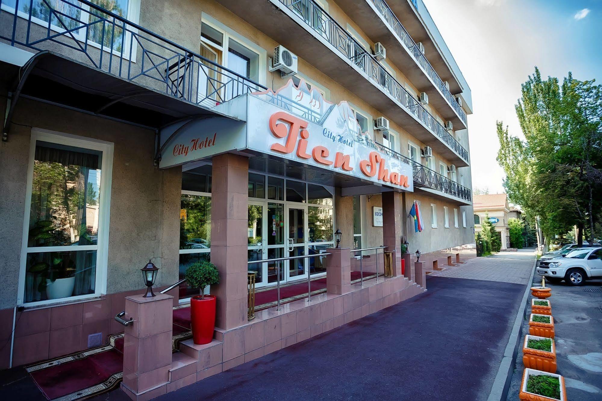 City Hotel Tien Shan Koktobe Dış mekan fotoğraf