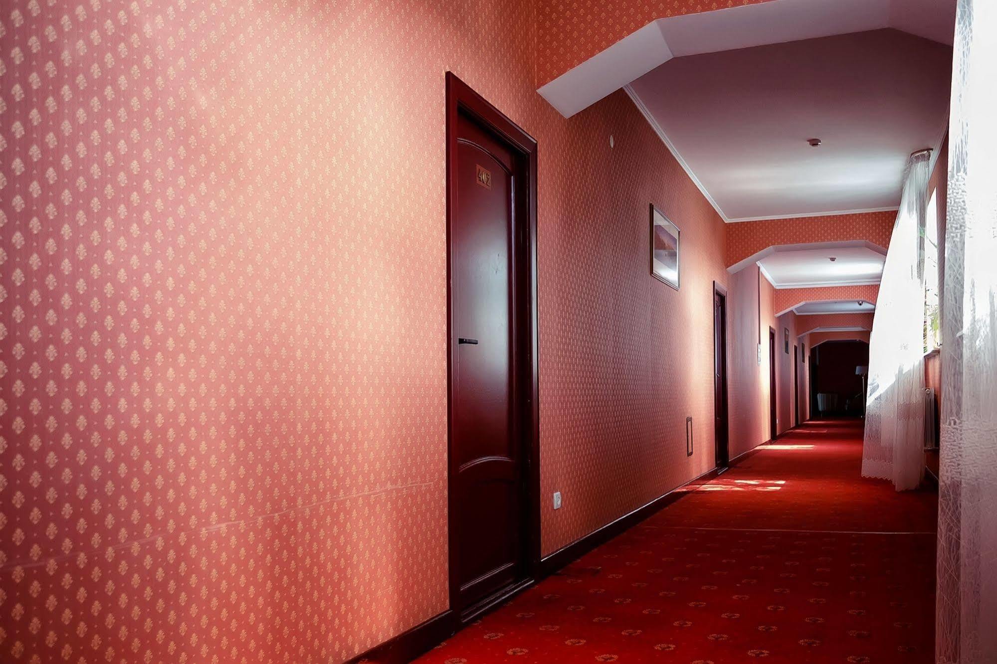 City Hotel Tien Shan Koktobe Dış mekan fotoğraf
